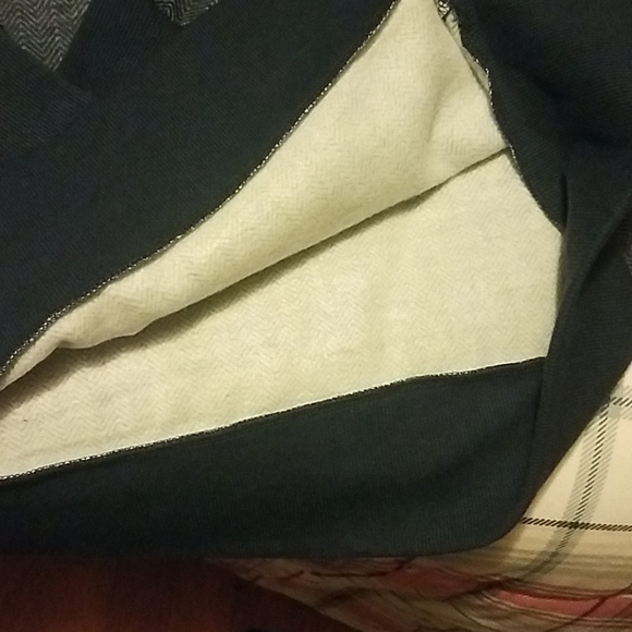 Blue pullover - Picture 6 of 6